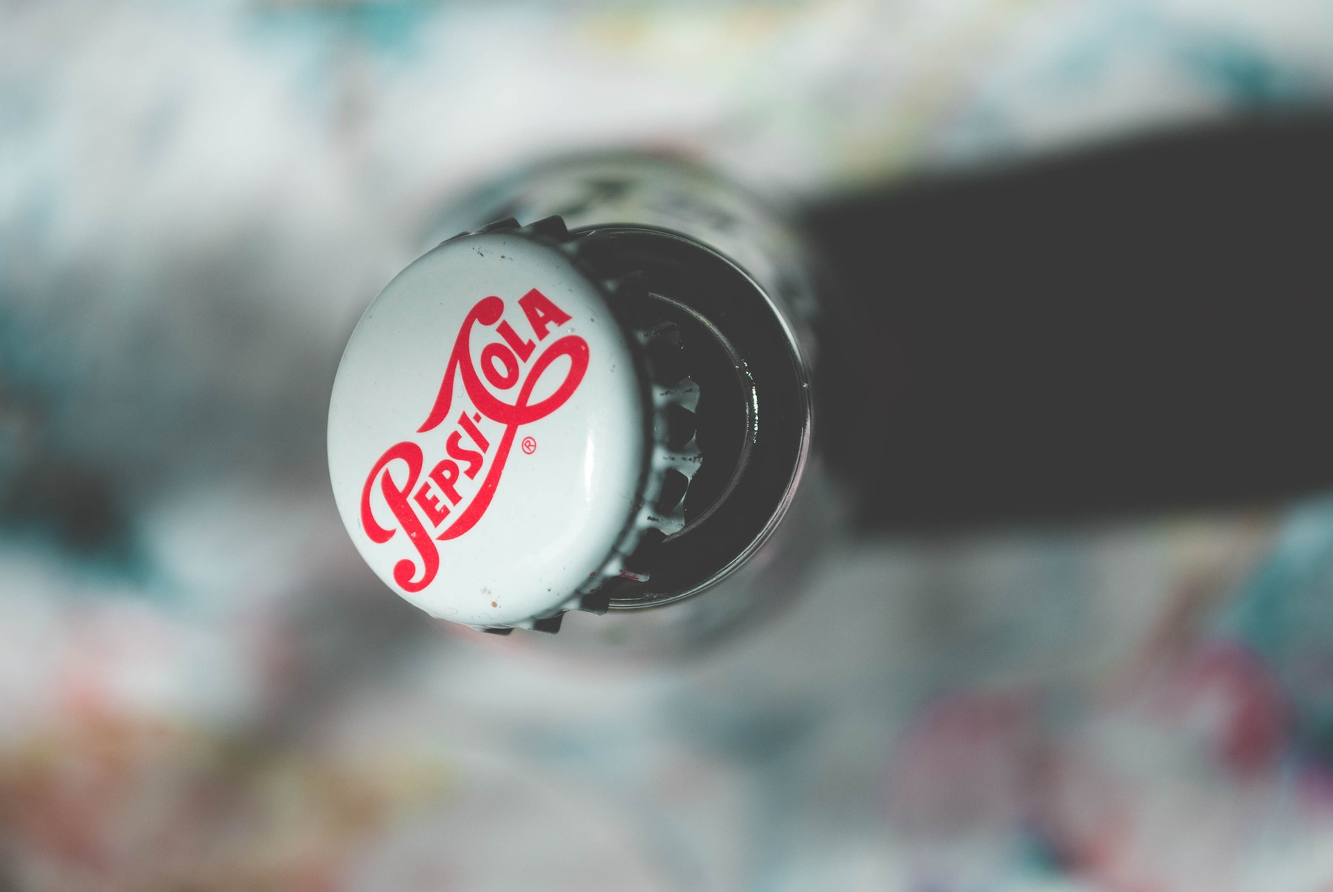 Cola bottle top