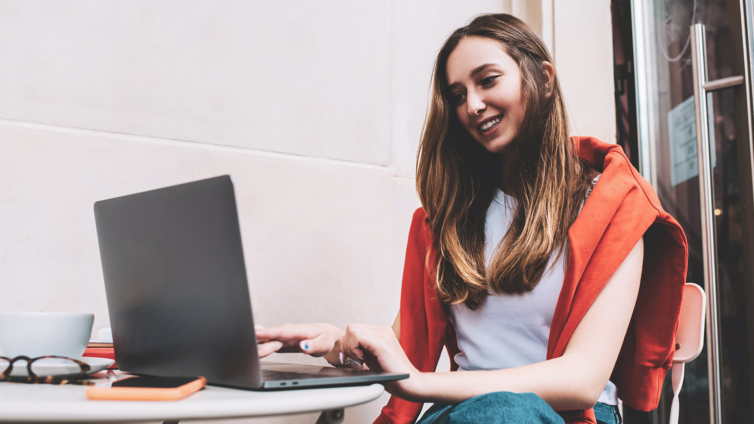 A student accessing reference materials on the internet