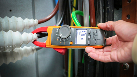 using micrometer for the electrical wires and cables