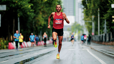 long distance runner in a race